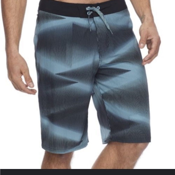 Nike Men's Vapor blue and black Boardshort swim trunks - Picture 1 of 11